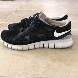 NIKE Free Run 2